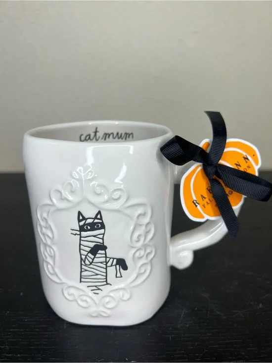 NEW Rae Dunn Halloween ‘Cat Mum’ Ceramic Mug