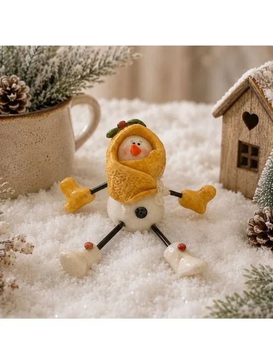 Nancye Williams Splat Snowman Figurine Hand Painted 2000 NW2079 Coynes and Co