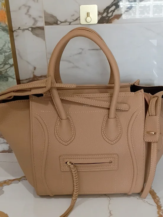 Classic Women's Tote Handbag in Beige