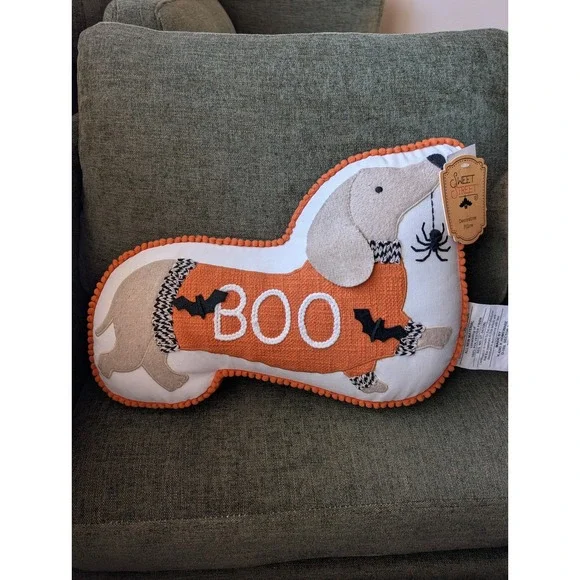 Halloween Dachshund Dog Decorative Pillow 