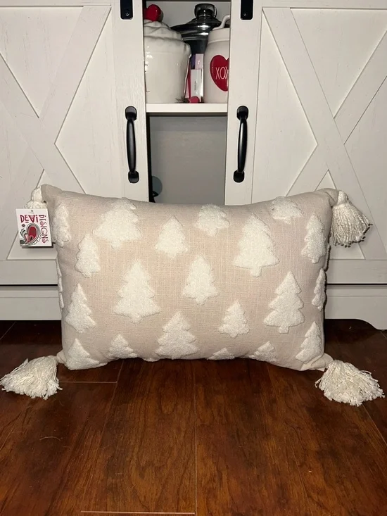 Cream Holiday Christmas Tree Tufted Decorative Throw Pillow with Tassels