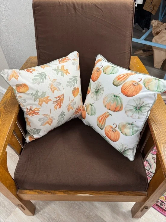 Autumn Pumpkin & Leaf Decorative Throw Pillow Pair