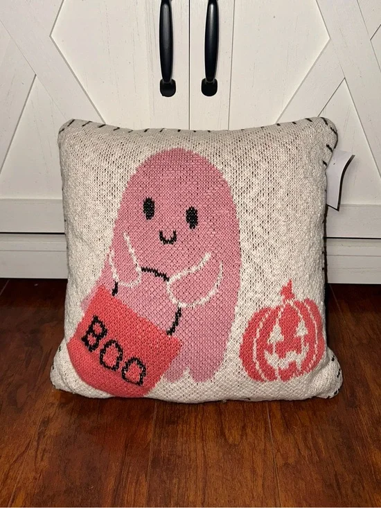 Goblin & Ghoul Pink Ghost Halloween Knitted Decorative Pillow
