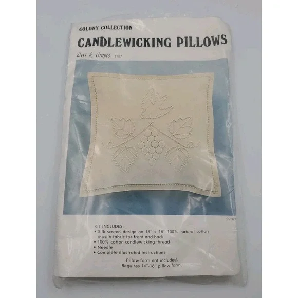 Colony Collection‎ Candlewicking Pillows Dove & Grapes Kit 11787 New