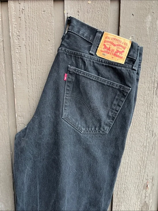 Levi's Men's Dark Black Straight Jeans