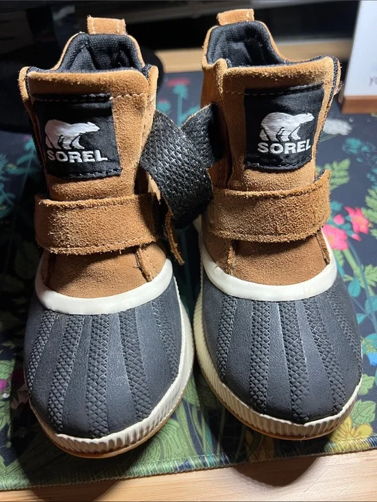 Sorel Kids Tan and Gray Waterproof Strap Winter Boots
