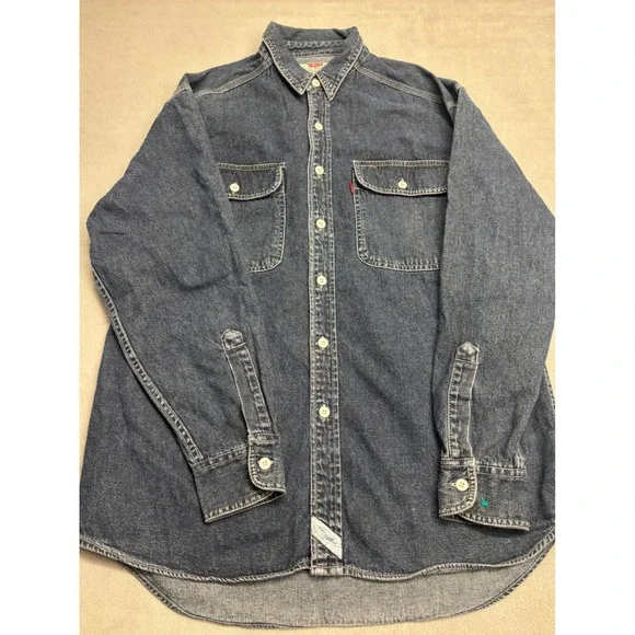 Vintage Levis Mens Denim Button Down Shirt Blue Long Sleeve Medium Wash 90s