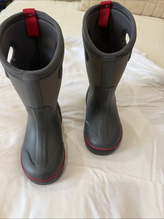 Bogs Kids Gray Rain & Snow Boots with Red Trim