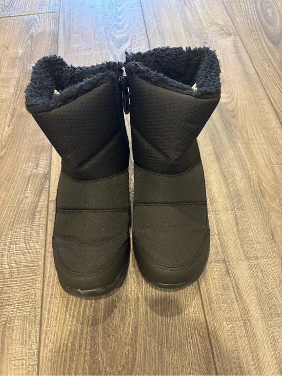 Northside Presley Black Faux Fur Winter Boots Kids Size 2 NEW