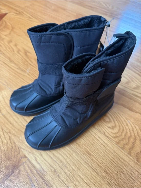 The Children's Place Black Kids Snow & Rain Boots with Hook-and-Loop Strap
