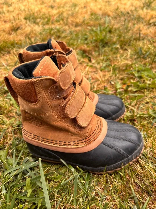 Sorel Cheyanne Strap Boots