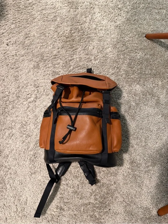 Coach Men's Brown Leather Backpack - Classic Casual Daypack