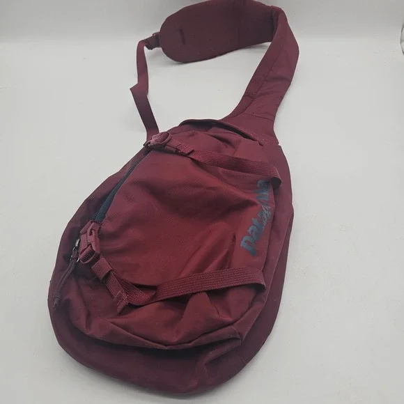 Patagonia Atom Sling 8L in Sequoia Red slingback shoulder bag