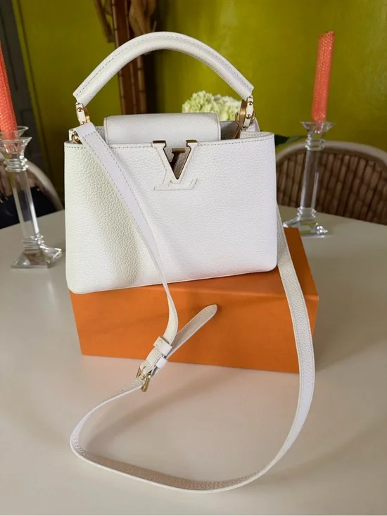 Louis Vuitton Capucines BB Taurillon Snow.
