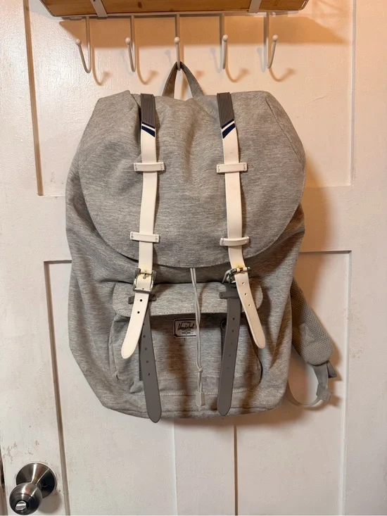 Herschel Light Gray Men’s Rucksack Backpack