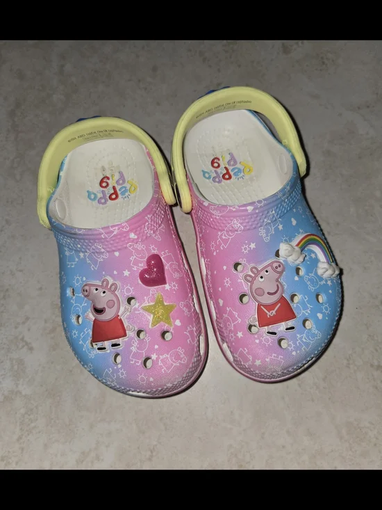 Peppa Pig Crocs Size 9 Toddler