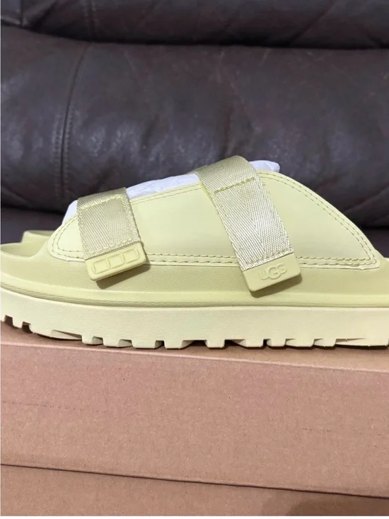 UGG Kids Lemon Yellow Dual-Strap Slide Sandals