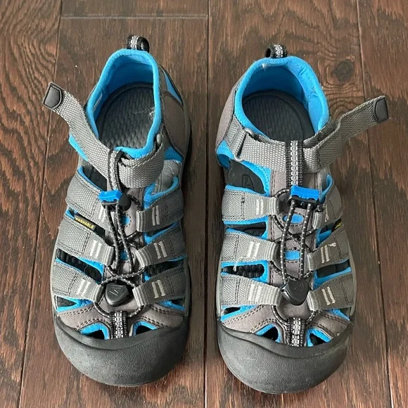Keen Newport H2 Blue Gray Sandals Youth Big Kid Size 3