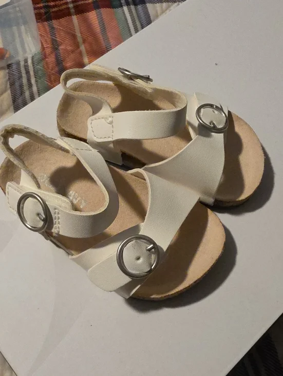 Old Navy White Buckle Strap Toddler Sandals