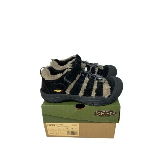 Keen Newport Shoe Youth Size 1 US Black TPS Big Foot Gold