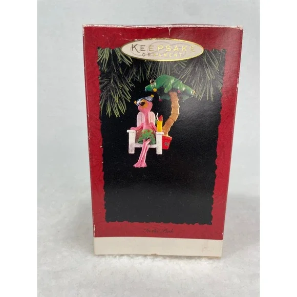 Hallmark Keepsake 1994 In‎ The Pink Ornament