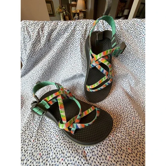 Chaco Kids Z1 Ecotread Sport Sandals Multi-Color Geometric Straps Size 1