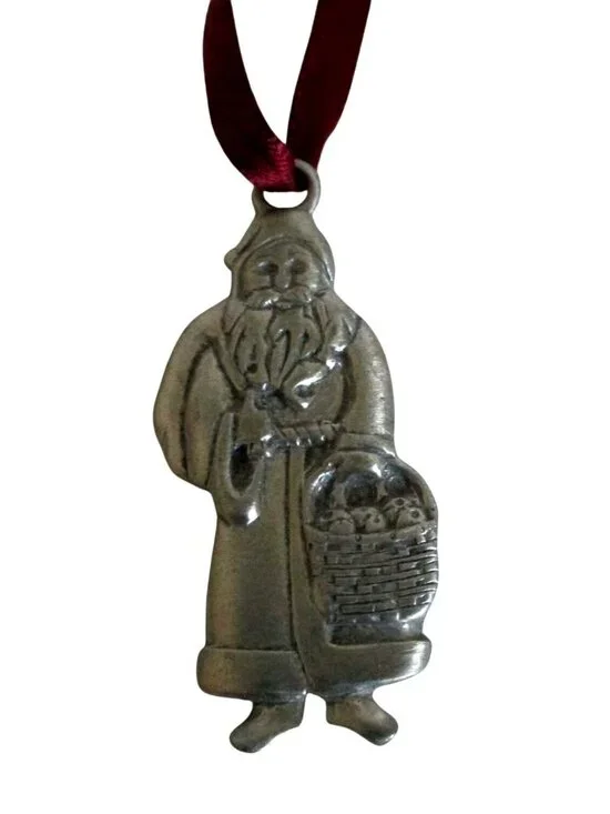 1990 Longaberger Father Christmas Pewter Ornament Vintage Holiday Decor