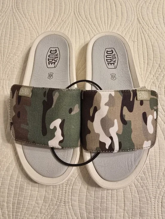 NWT Hey Dude Phoenix Youth Camo Slide Sandals