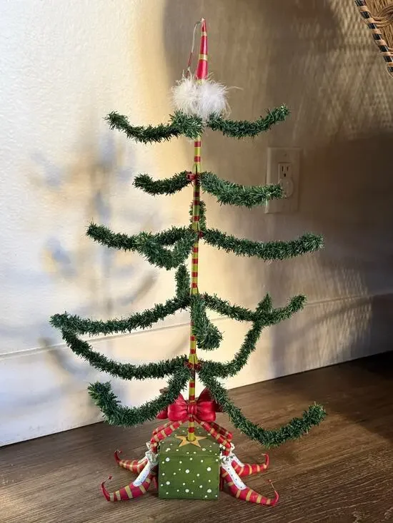 Patience Brewster Department 56 Christmas Krinkles Folding Tree Ornament Display