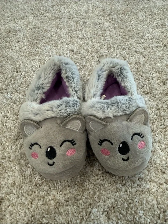 Gray Koala Plush Slippers with Pink Cheeks
