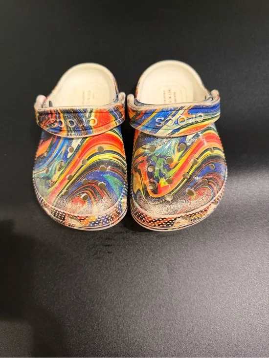 CROCS Kids Multicolor Swirl Clogs - Rainbow Mix