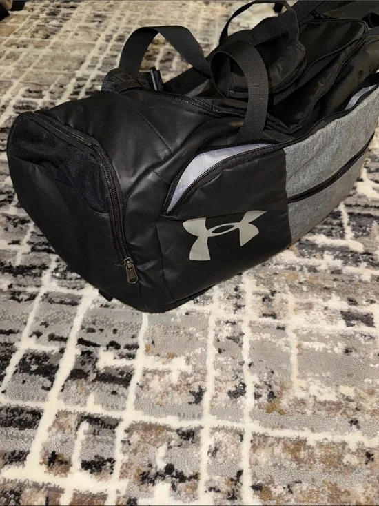 Under Armour Black and Gray Men's Duffel Gym Bag
