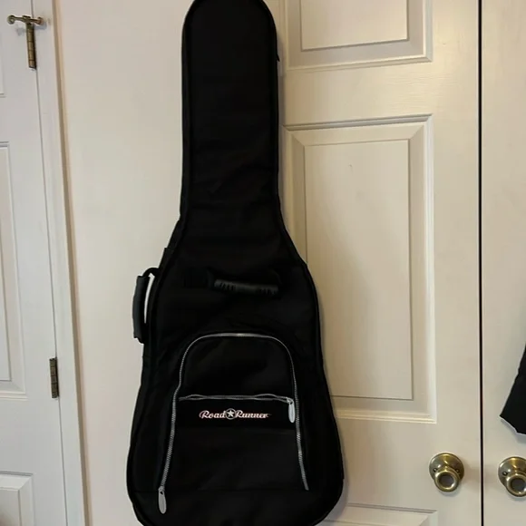 Road Runner Black Padded Guitar Bag – Protective Carry Case for 3/4 acoustic