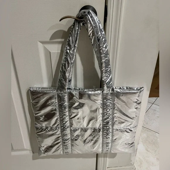 Bath & Body Works Silver Tote Bag **only bag !! NWT