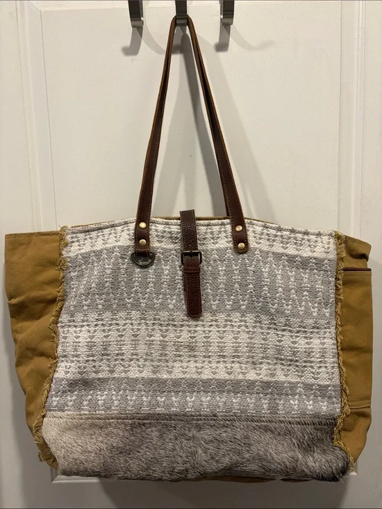 Myra Bag Tote Bag with Pony Hair