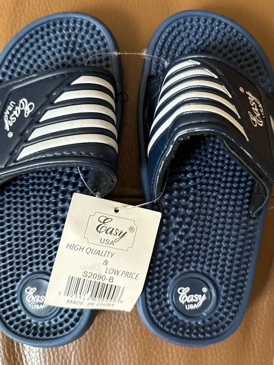 Easy USA Kids Navy and White Slip-On Shower Slippers