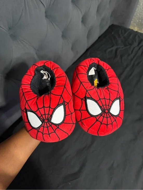 Spider-Man Red Kids Slippers