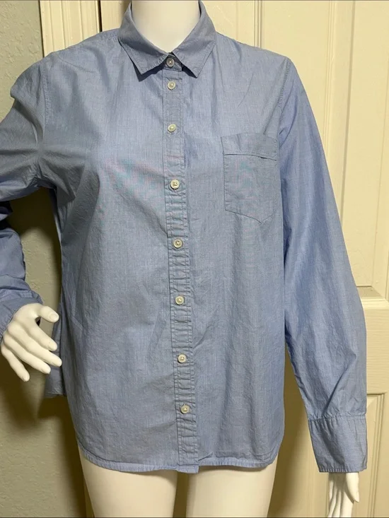 J.CREW Classic Light Blue  WOMENS Button-Up Shirt size L