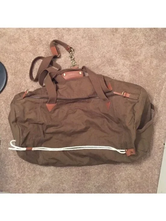 forest‎ green duffel