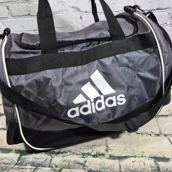 Adidas Duffle Bag Medium Black White Logo Grip Handle & Shoulder Strap Gym Bag