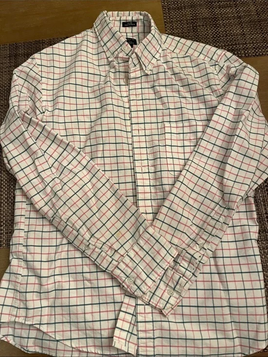 J. Crew Men's Button-Down Shirt. Medium. Slim. Untucked