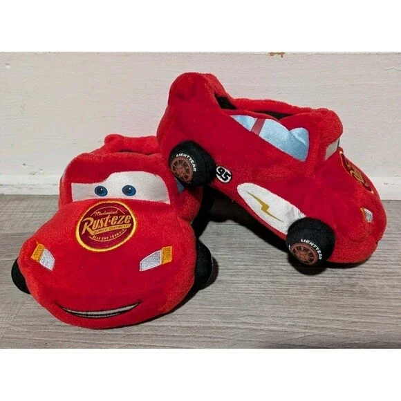 Disney Cars Lightning McQueen Slippers Boys Sz 13-1 Plush