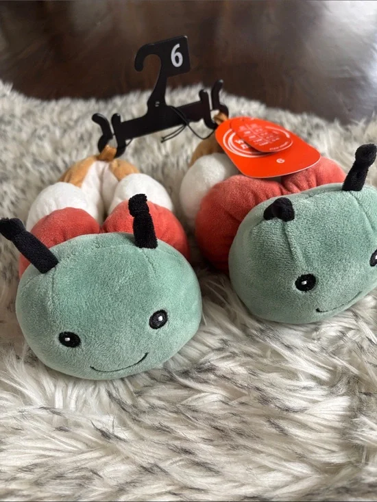 NWT Baby Boy Caterpillar Super Soft Slippers Size 6