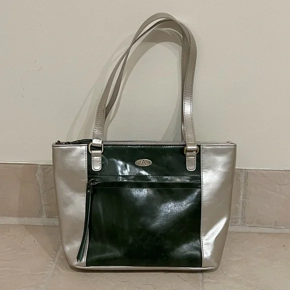 Aurielle Leather Tote Bag Purse Silver Green Double Handle Pockets Zipper
