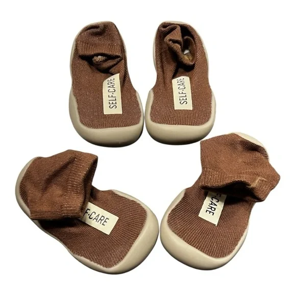 2 Pairs of Tiny Explorings Brown Sock Shoes Size 18/19