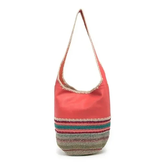 NOT AVAILABLE.   THE SAK BACK TO BALI HOBO IN CAYENNE‎ SEMINYAK