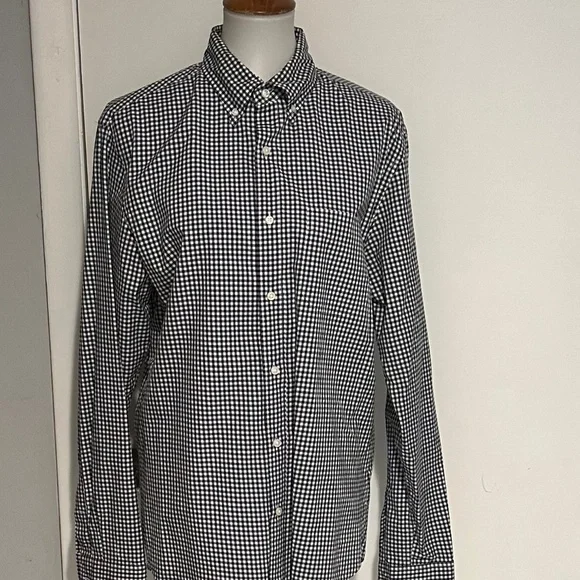 J Crew Plaid‎ Shirt - Size M.