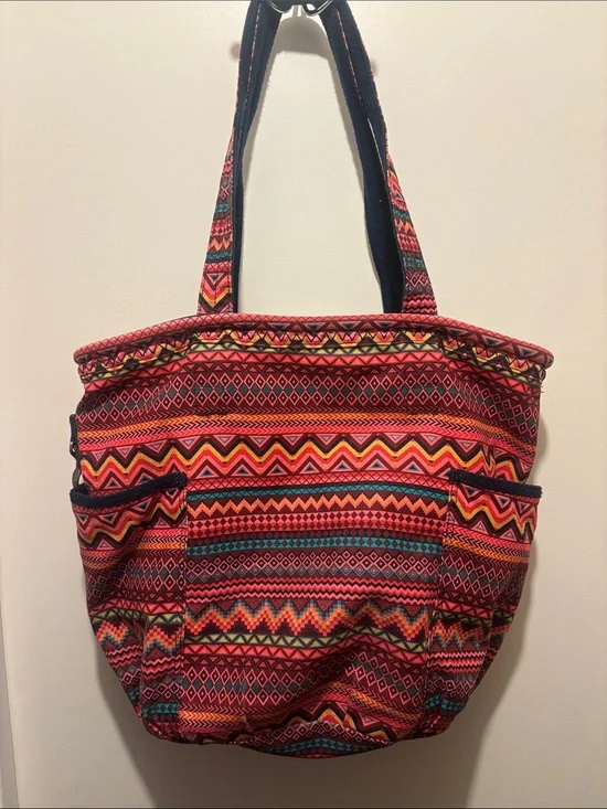Retro Metro Tote Bag -Thirty-One Multi-Colored.