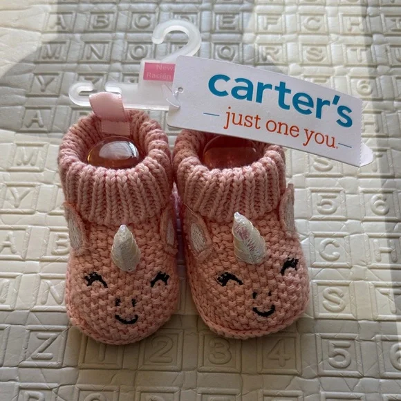 NWT Carter's Newborn Pink Knit Unicorn Booties