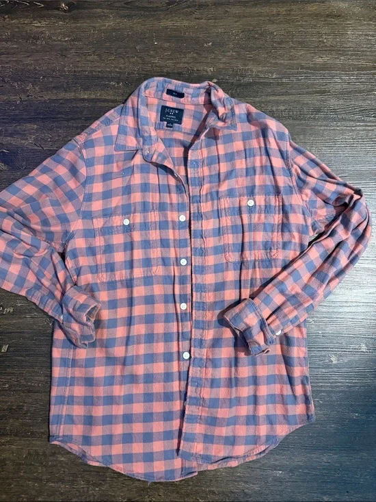 J. Crew Men’s Pink and Navy Checked Button-Down Shirt